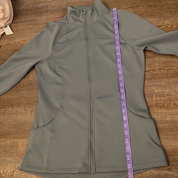 Apana Sports Jacket - Picture 10 of 10